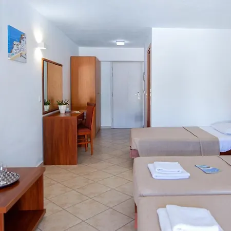 Xidas Garden Aparthotel 3*