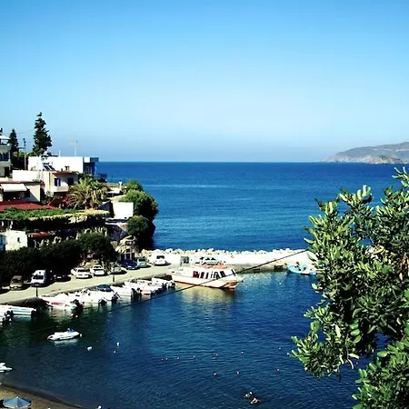 Xidas Garden Aparthotel